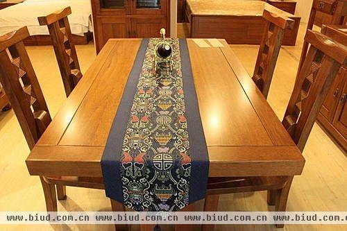 导购:北京光明实木餐厅家具 海棠木中式风