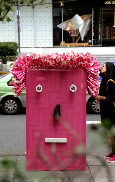 上海设计周街头电箱变身记 杨明洁卖萌之作