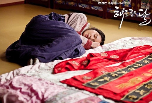 韩国人为什么总爱睡地板 有地暖就任性!