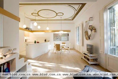 小公寓装修效果图，简约不一样的美。木质地板，暖暖的。很精致的综合利用空间。