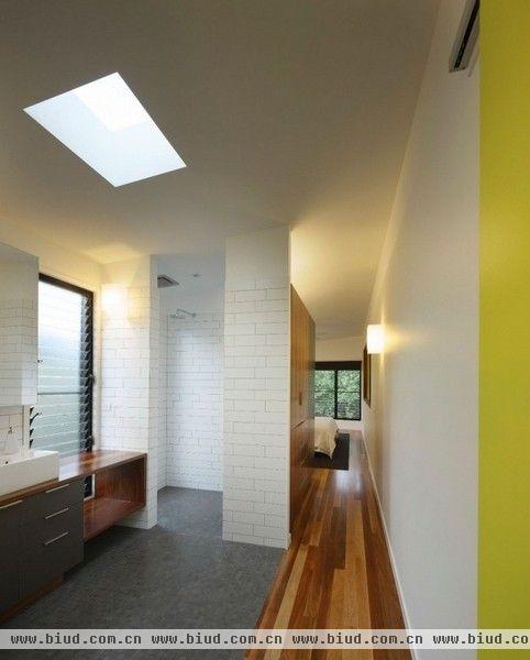 明亮活力的昆士兰住宅温馨室内设计