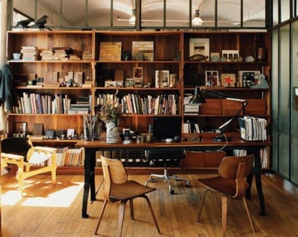 书房的环境，布置，设计直接影响了工作效率和工作心情。如果你经常会在家里办公，那么书房将会如何设计呢？