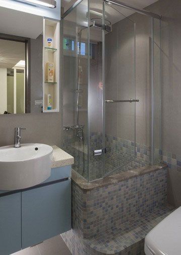 明亮洁净的卫浴采干湿方离的方式，让居家生活更加完美便利。