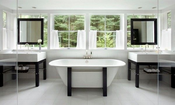 卫生间是家中最隐蔽的一个地方，卫生间装修无论是在材料的选择上，还是色彩的搭配上，都可以融入自己喜欢的元素。卫生间作为家装中重要空间之一，下面一起来看看80后最爱的卫浴装修效果图吧！