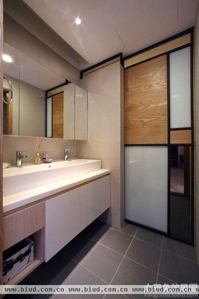简约现代卫生间门装修设计