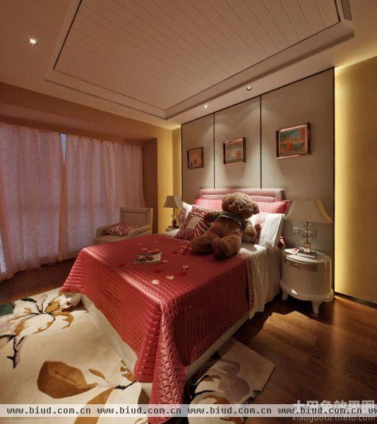 现代式卧室布置效果图
