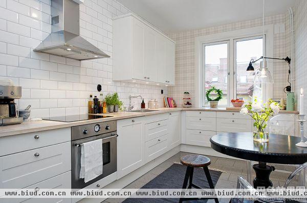 北欧风格白色整体厨房装修效果图