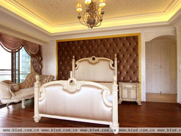 欧式风格简装卧室装修效果图