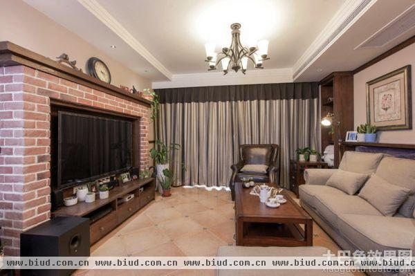 美式风格家庭客厅装修效果图片