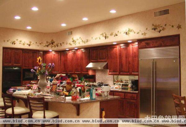 美式一体式家用厨房装修效果图