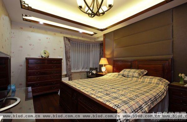 中式家居卧室装修效果图2014