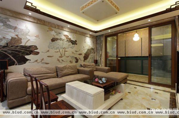 现代中式家庭客厅装修效果图