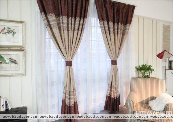 卧室条纹窗帘效果图片