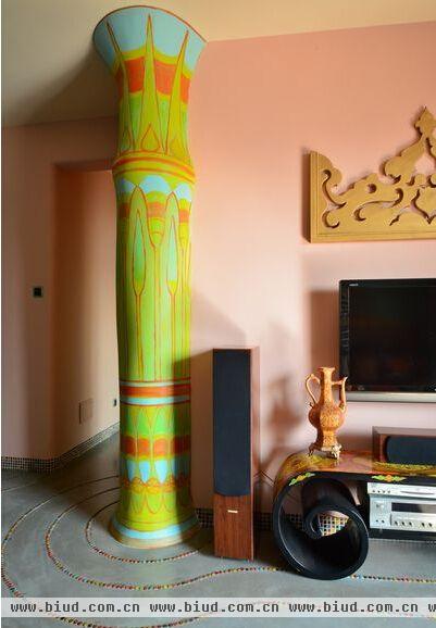 波西米亚风格室内柱子图片