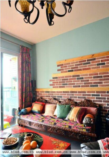 波西米亚风格客厅沙发色彩搭配设计