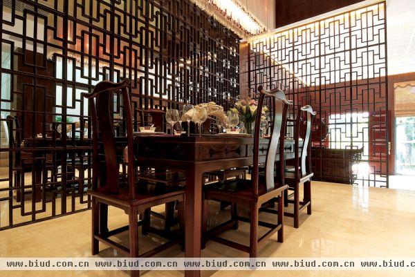 中式自建别墅餐厅装修效果图欣赏