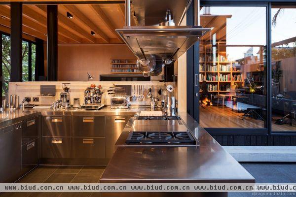 现代豪华室内三室两厅厨房装修效果图