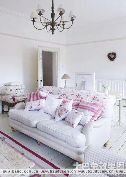 纯美北欧风格70平米小户型客厅沙发装修