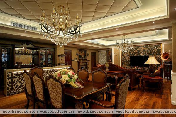 古典欧式客厅餐厅装修效果图片