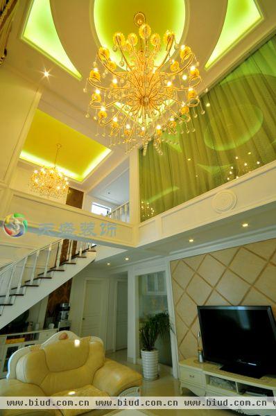欧式风格家居客厅高档水晶吊灯图片