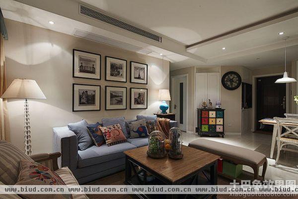 现代混搭风格客厅沙发背景墙效果图