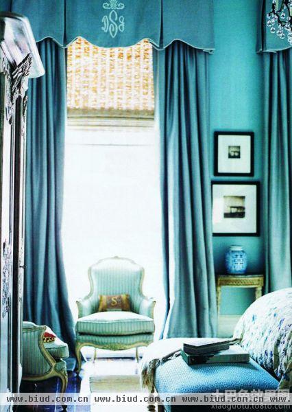 法式风格卧室落地窗帘装修图片