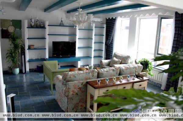 地中海风格家庭客厅装修
