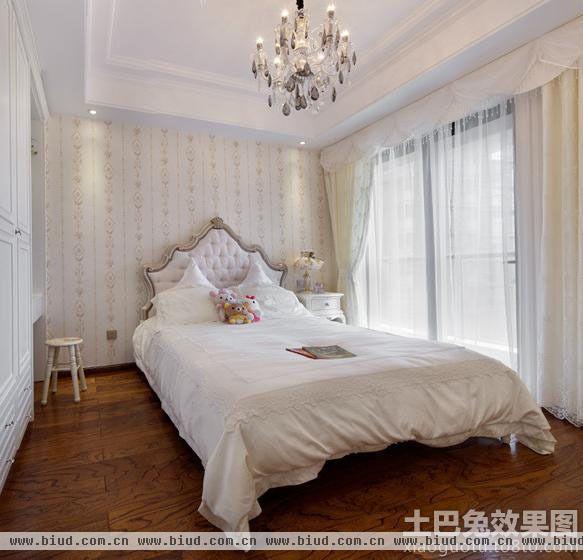 欧式风格卧室床背景墙设计效果图