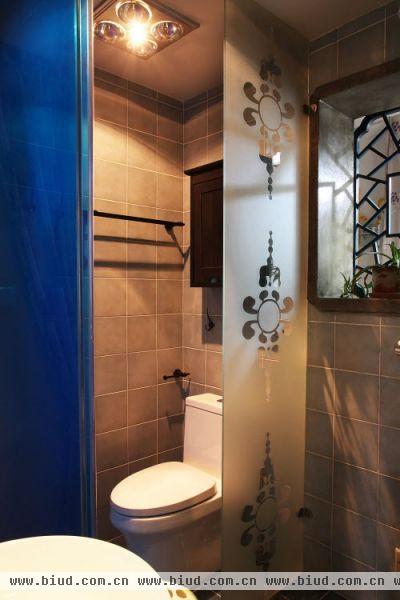 拙雅宁香-开放浴室的现代公寓