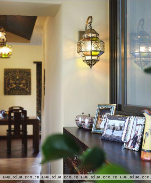 东南亚风格家庭复古壁灯效果图片