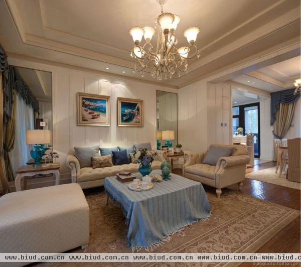 美式地中海风格客厅沙发背景墙装修效果图