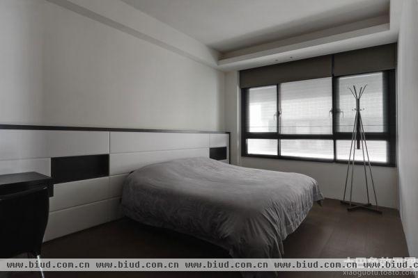 现代简约风卧室装修设计案例图