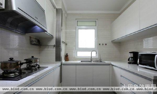 现代风格装修家庭厨房设计效果图