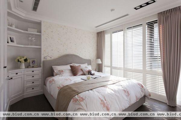 欧式高档卧室装修效果图片