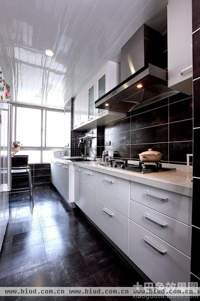 现代家居狭长厨房装修设计图片