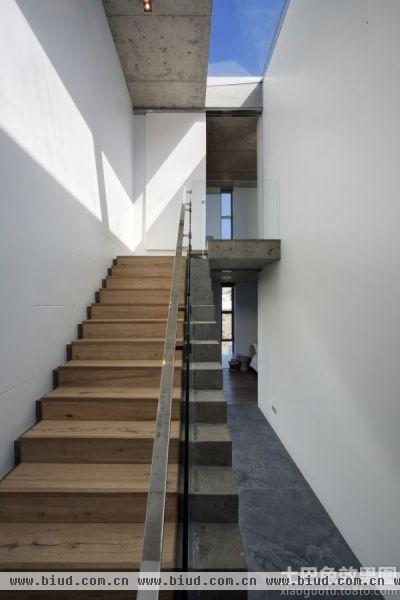 家装复式楼梯设计效果图