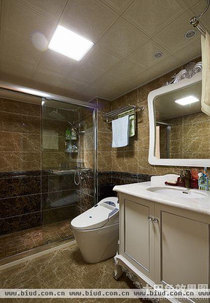 8平米美式家居装修卫生间设计