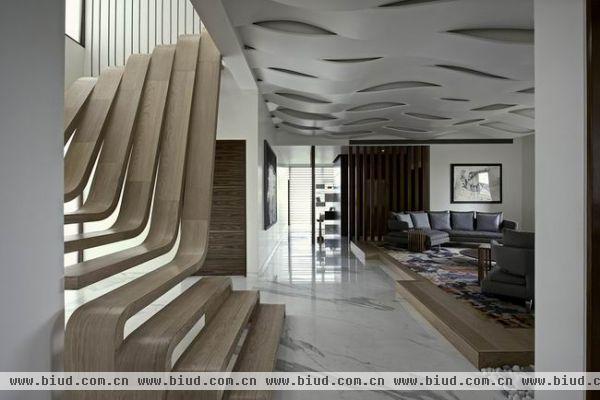 灵活楼梯设计 柔美优雅现代公寓
