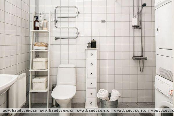 放松的居心地 瑞典黑白搭配舒适公寓