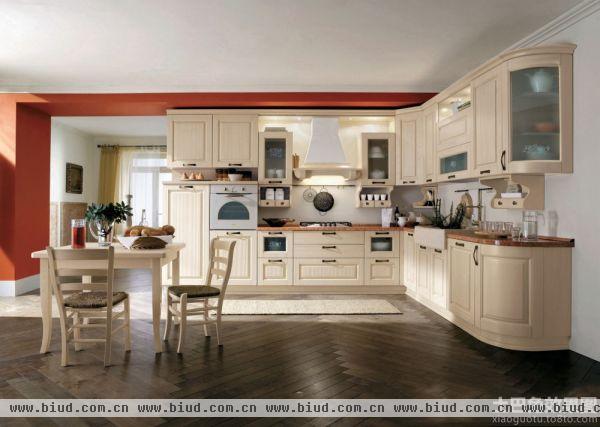 欧式别墅装修开放式厨房设计图片