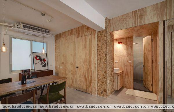 日式家居卫生间木门装修效果图