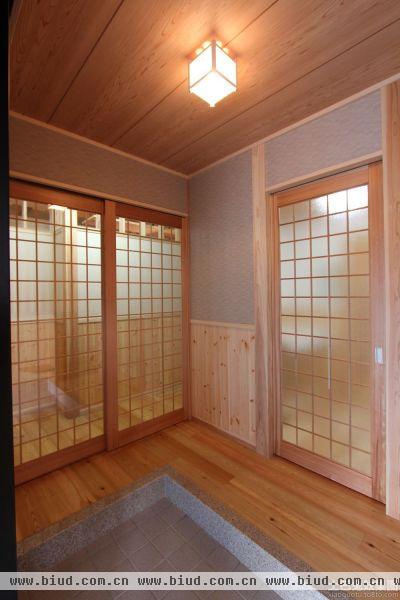 日式风格装修门厅效果图