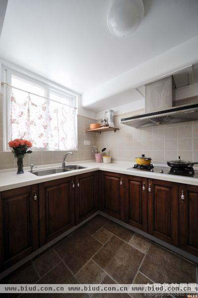 北欧风格厨房装修效果图片