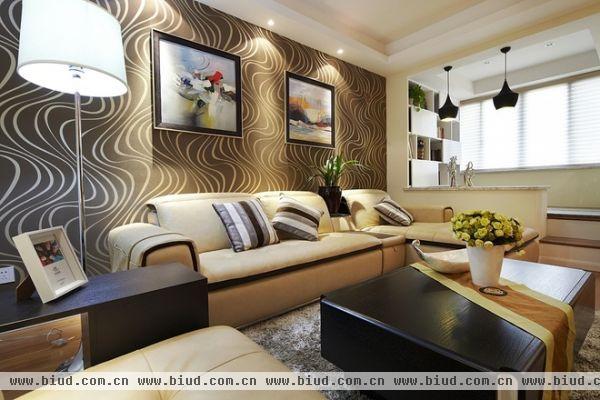 122平现代简约温馨雅居 惹人眼馋的沙发背景墙创意设计