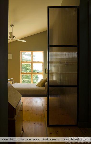 日式复式家居卧室隔断架效果图