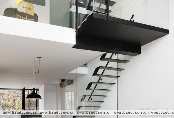 家庭设计复式楼梯效果图欣赏