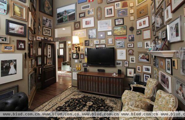 美式设计客厅相片墙装修图片