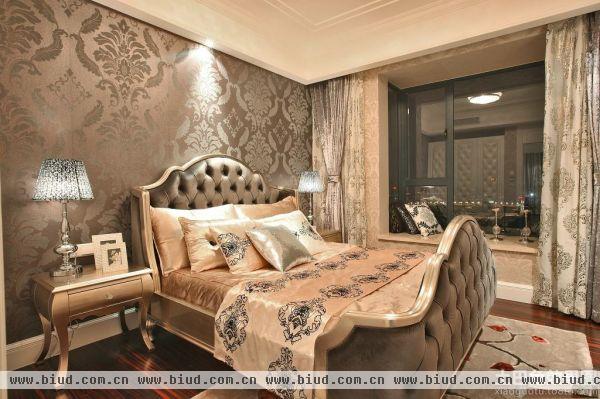 欧式新古典家庭装修卧室效果图
