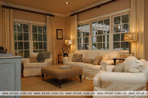 现代装修设计客厅窗帘图片