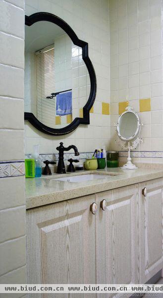 地中海家庭设计卫生间洗脸盆图片